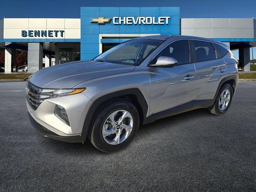 2024 Hyundai TUCSON SE