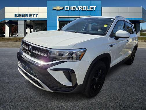 2023 Volkswagen Taos 1.5T SE