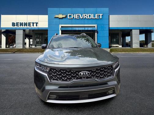 Green 2021 Kia Sorento EX