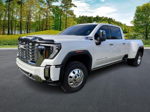 2024 GMC Sierra 3500 Denali