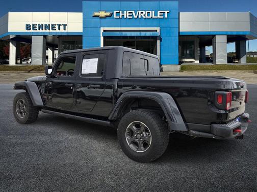 Black Clearcoat 2022 Jeep Gladiator Rubicon