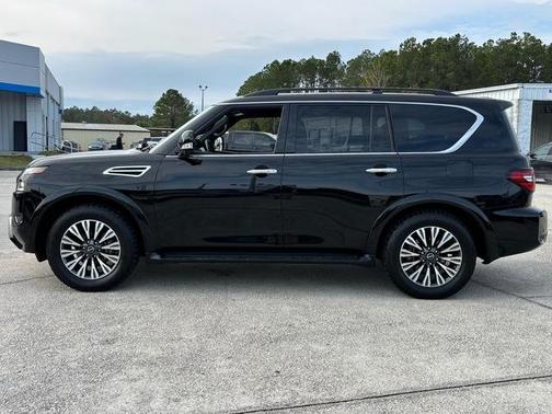 2022 Nissan Armada SL