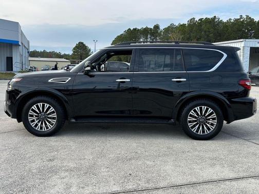 2022 Nissan Armada SL