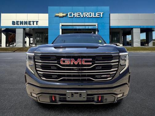 Onyx Black 2022 GMC Sierra 1500 AT4