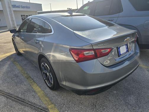 2025 Chevrolet Malibu LT