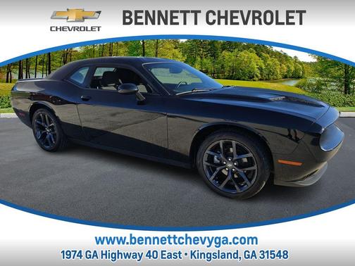 2022 Dodge Challenger SXT