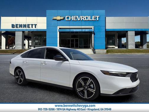 White 2025 Honda Accord Hybrid Sport
