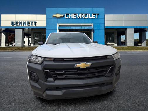 Summit White 2025 Chevrolet Colorado WT
