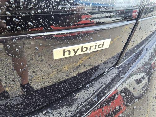2024 Hyundai SONATA Hybrid Limited