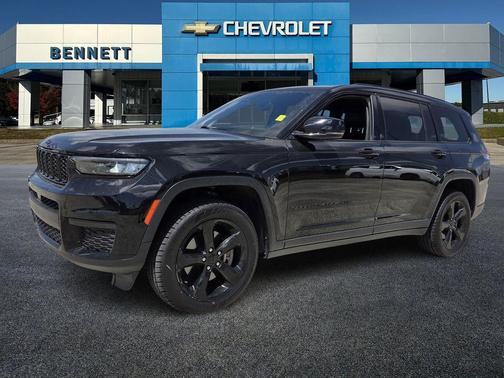 2023 Jeep Grand Cherokee L Laredo