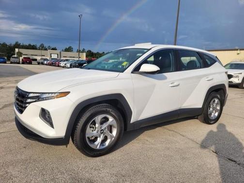2024 Hyundai TUCSON SE