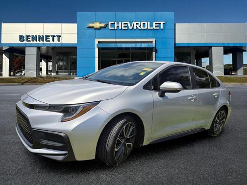 Classic Silver Metallic 2020 Toyota Corolla SE