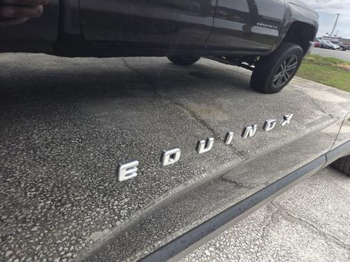 Black Metallic 2025 Chevrolet Equinox LT