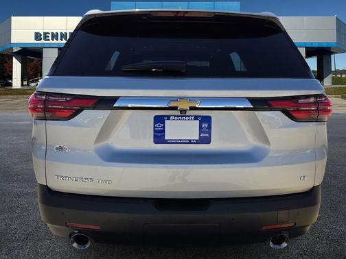 2022 Chevrolet Traverse LT Leather