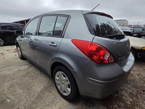 2011 Nissan Versa 1.8 S