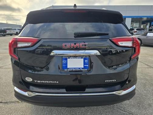 2023 GMC Terrain SLT