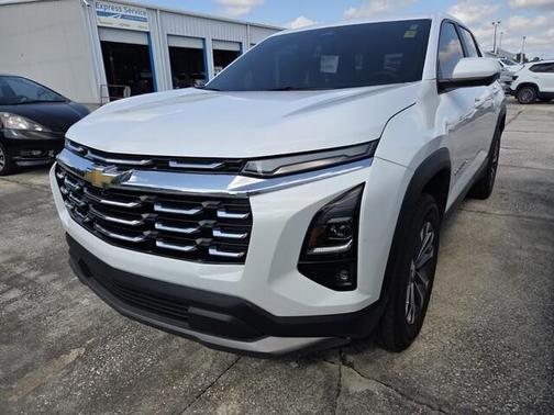 Summit White 2025 Chevrolet Equinox LT