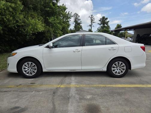Super White 2012 Toyota Camry LE