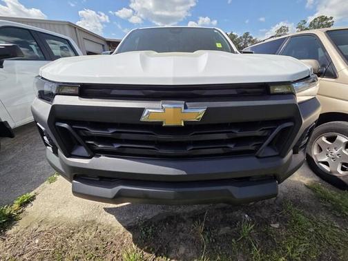 2024 Chevrolet Colorado WT