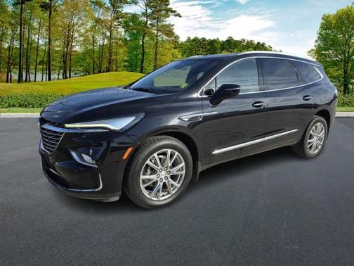 2022 Buick Enclave Essence