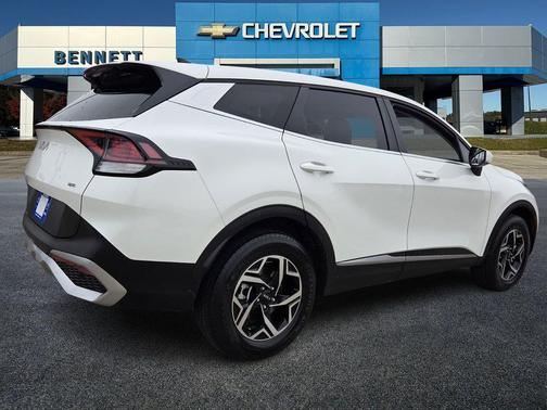 2024 Kia Sportage LX