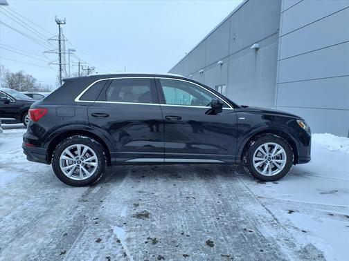 2023 Audi Q3 Premium 45 TFSI S line quattro Tiptronic