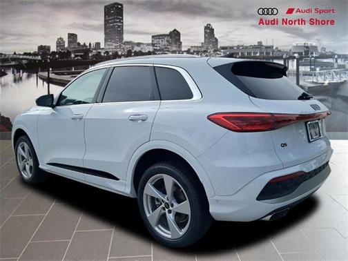 2025 Audi Q5 Premium Plus
