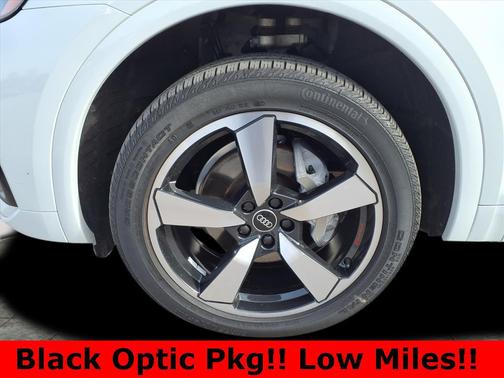 2023 Audi Q5 45 S line Premium Plus
