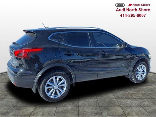 2017 Nissan Rogue Sport SV