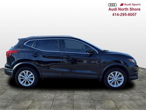 2017 Nissan Rogue Sport SV