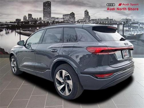 2025 Audi Q6 e-tron Premium quattro