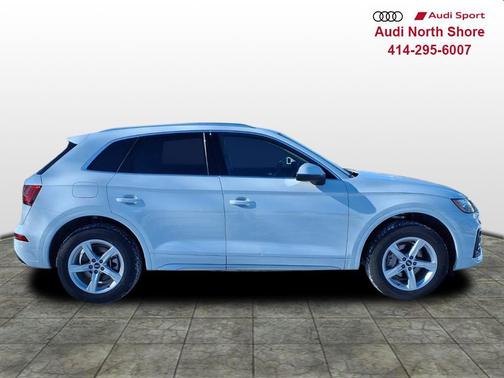 2022 Audi Q5 40 Premium