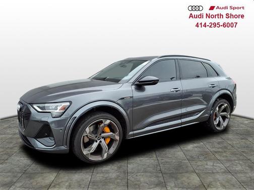 2022 Audi e-tron S Prestige