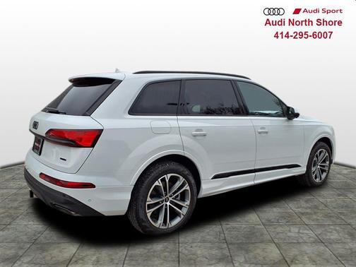 2026 Audi Q7 45 Premium