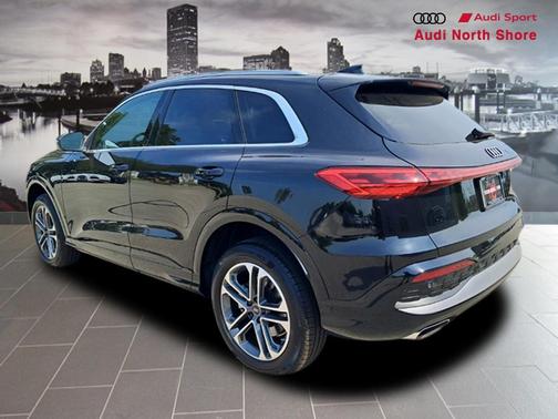2025 Audi Q5 Premium