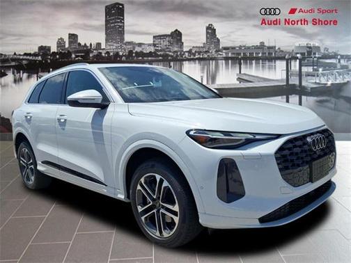 2025 Audi Q5 Premium