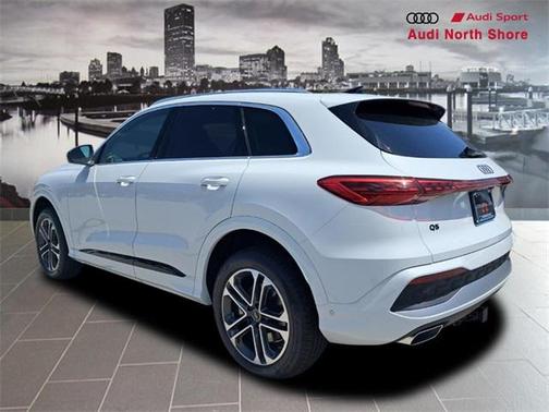 2025 Audi Q5 Premium