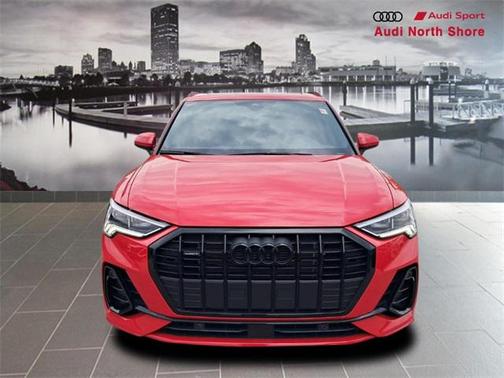 2023 Audi Q3 Premium 45 TFSI S line quattro Tiptronic