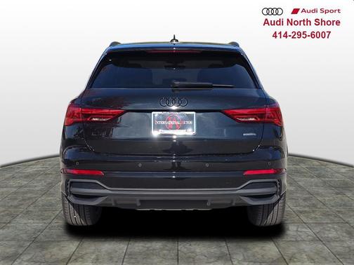 2024 Audi Q3 Premium 45 TFSI S line quattro Tiptronic