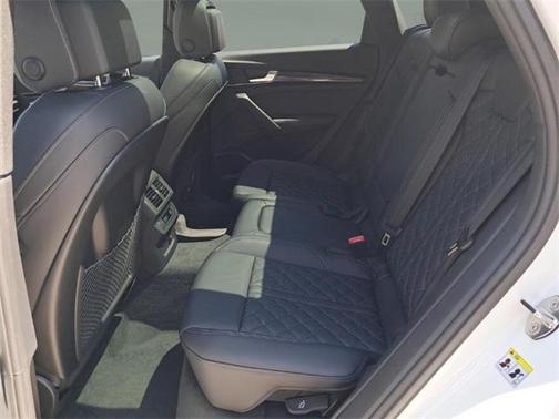 2025 Audi SQ5 3.0T Premium Plus