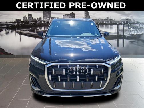 2025 Audi Q7 55 Premium Plus