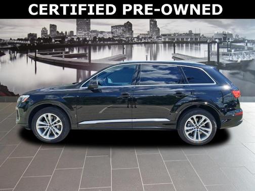2025 Audi Q7 55 Premium Plus