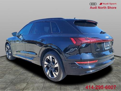 2023 Audi e-tron Premium quattro
