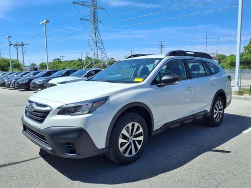 Crystal White Pearl 2021 Subaru Outback Base