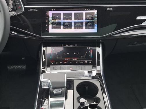 2025 Audi Q8 55 Premium Plus