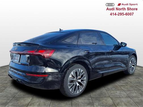 2024 Audi Q8 e-tron Premium Plus