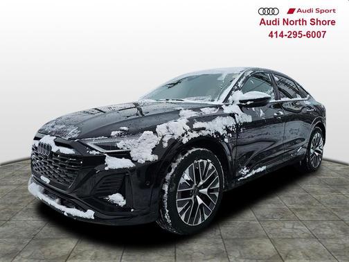 2024 Audi Q8 e-tron Premium Plus