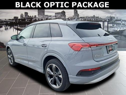 2022 Audi e-tron Premium