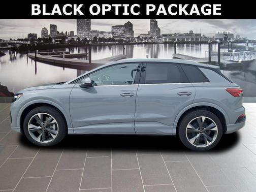 2022 Audi e-tron Premium