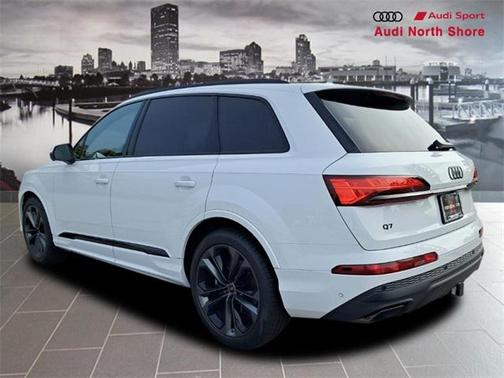 2025 Audi Q7 55 Prestige
